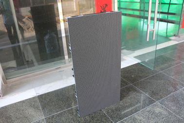 1920HZ Dış P4.81 LED Video Duvar Kiralama SMD 2727 500 * 1000mm Sabit Sürüş IC